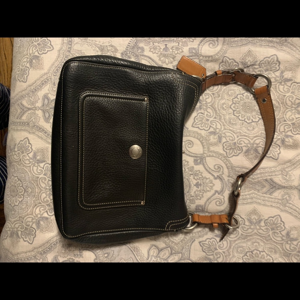 Dooney & Bourke